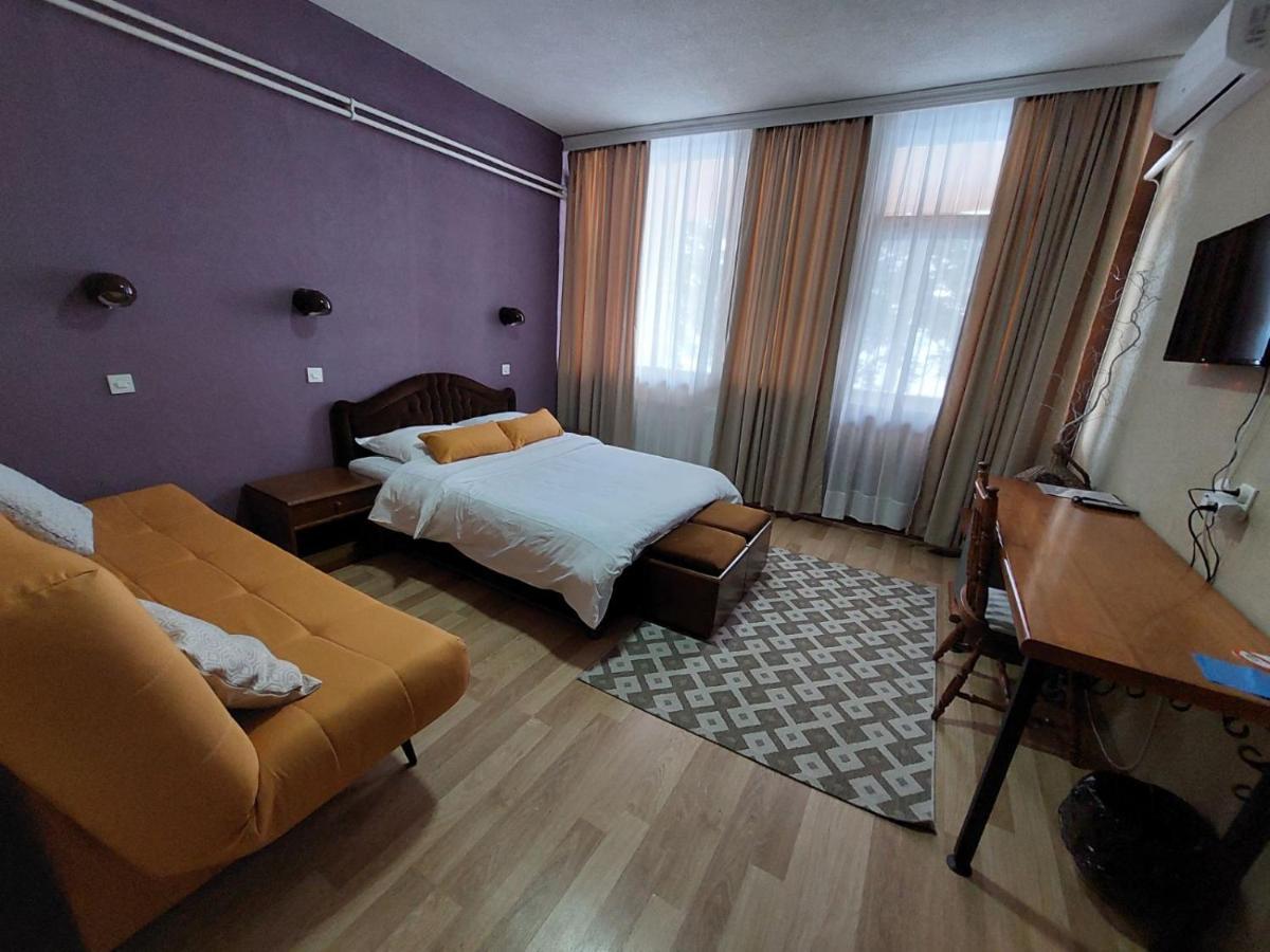 Lakeview Hotel And Resort Otesevo 외부 사진
